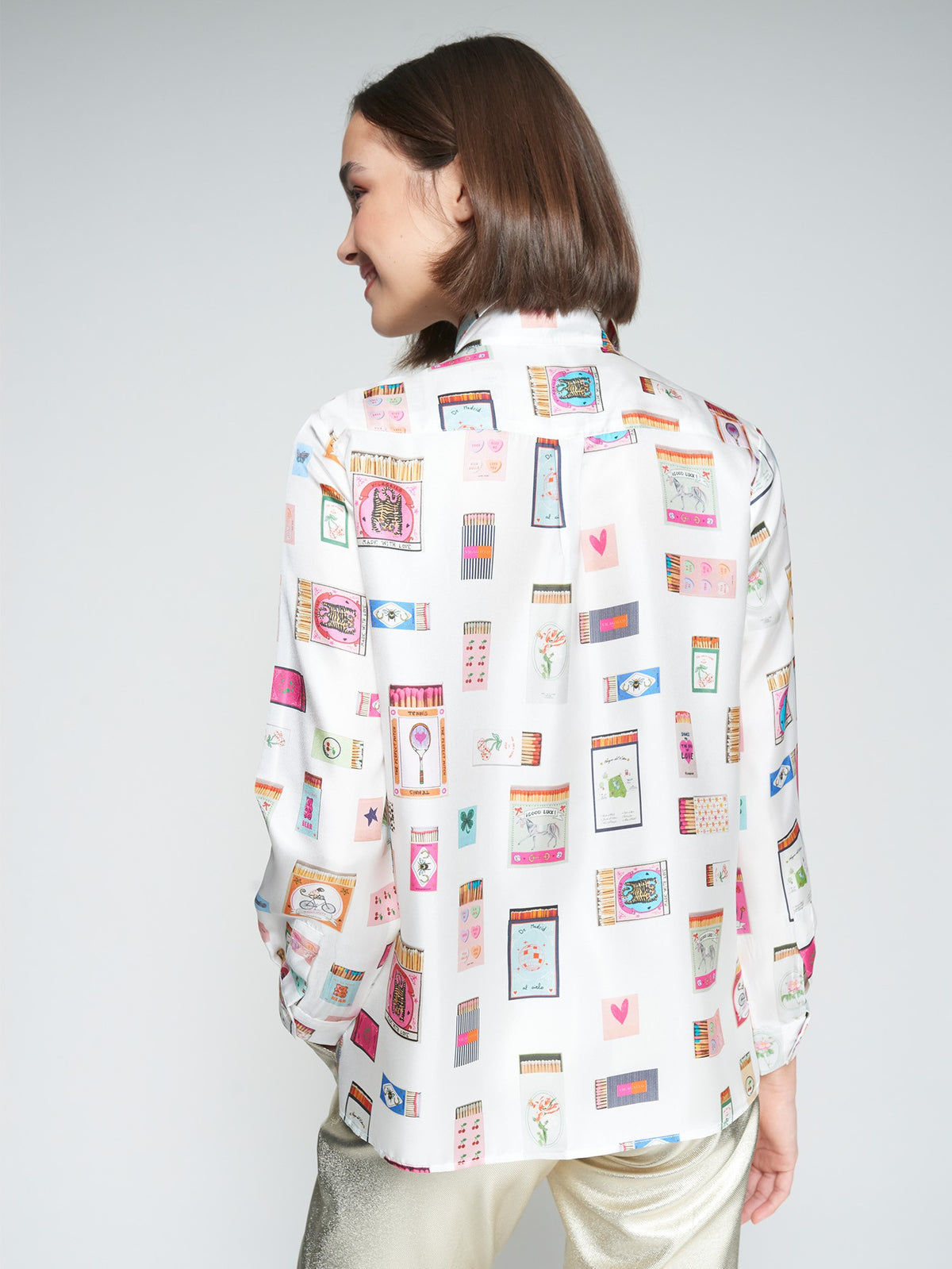 TINNED FISH BUTTON DOWN