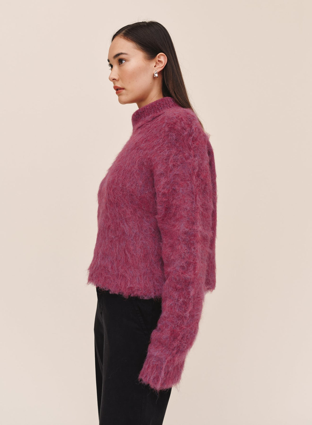 TURTLE NECK SWEATER