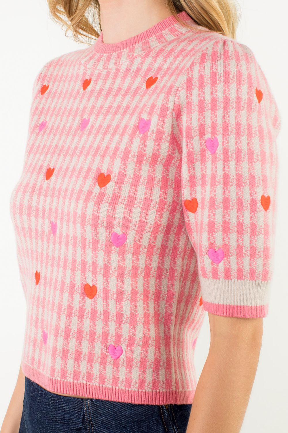 EMBROIDERED KNIT TOP HEART